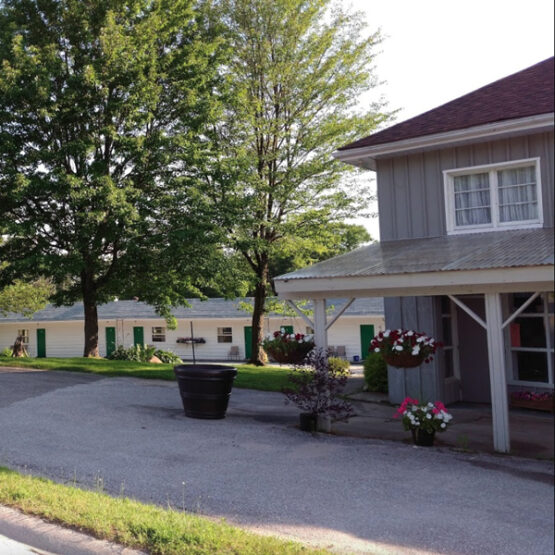 Bala-Hy Motel - The Great Canadian Wilderness