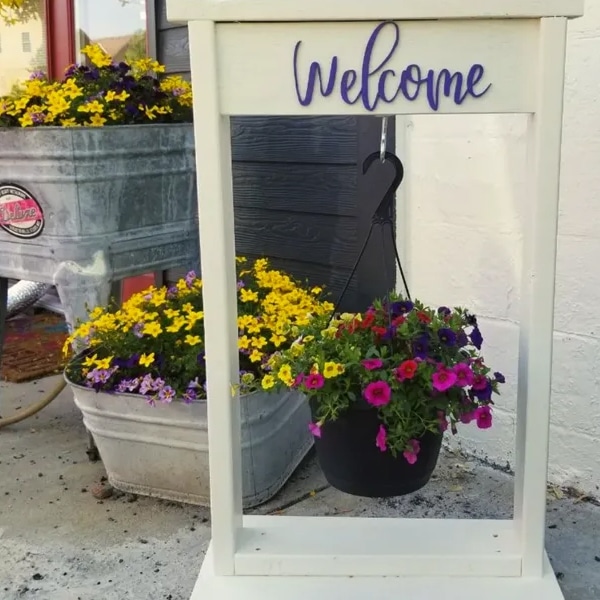 Hanging Basket Stand The Great Canadian Wilderness