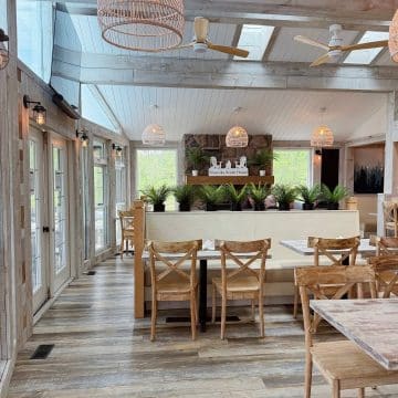 The Pines Resturant Muskoka Beach House Resort